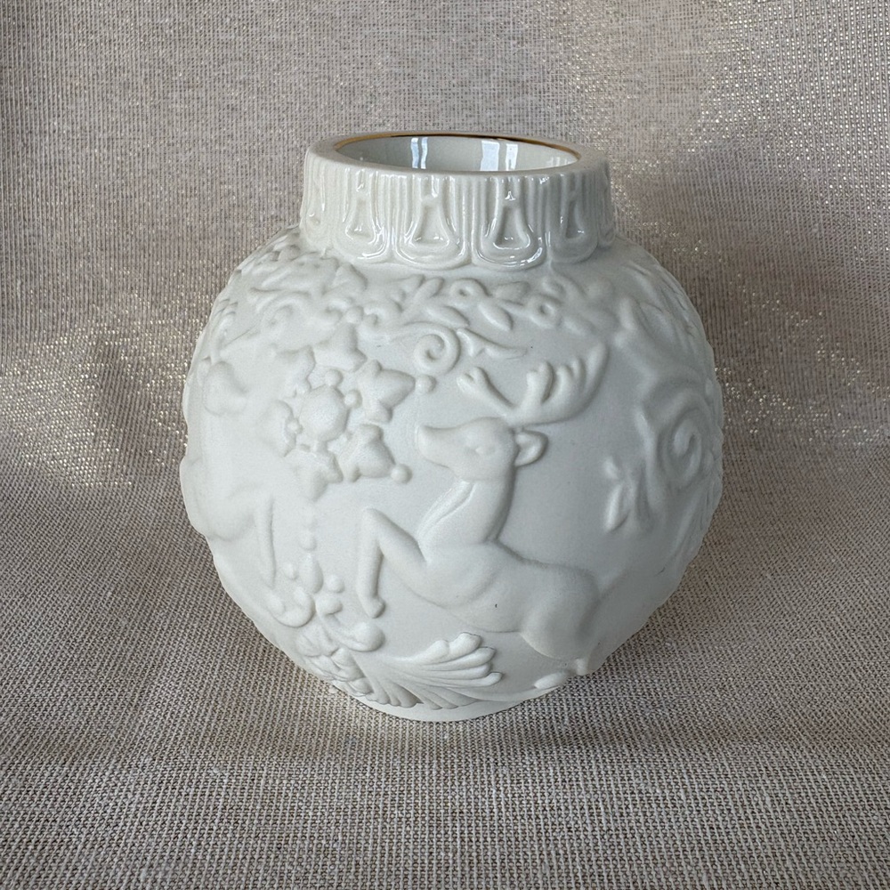 Lenox Ornamental Glow “Winter Damask” Votive or Tealight Candle Holder